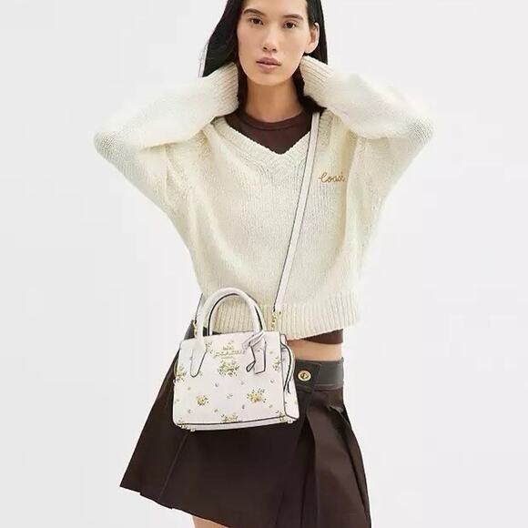 NWT COACH Andrea Carryall Bag With Floral Print CAL46 Gold/Chalk Multi - Picture 8 of 16